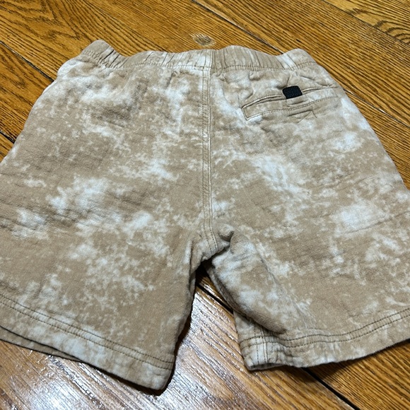 5/$25🦋 Wonder Nation brand brown tie dye style shorts. Size Large (10-12). - Picture 5 of 11